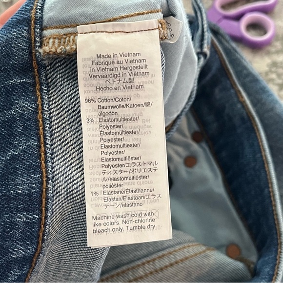 Madewell Slim Demi-Boot Jeans in Northaven Wash - Picture 12 of 13